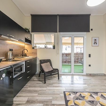 Appartamento Petralona Stylish Penthouse Atene Esterno foto