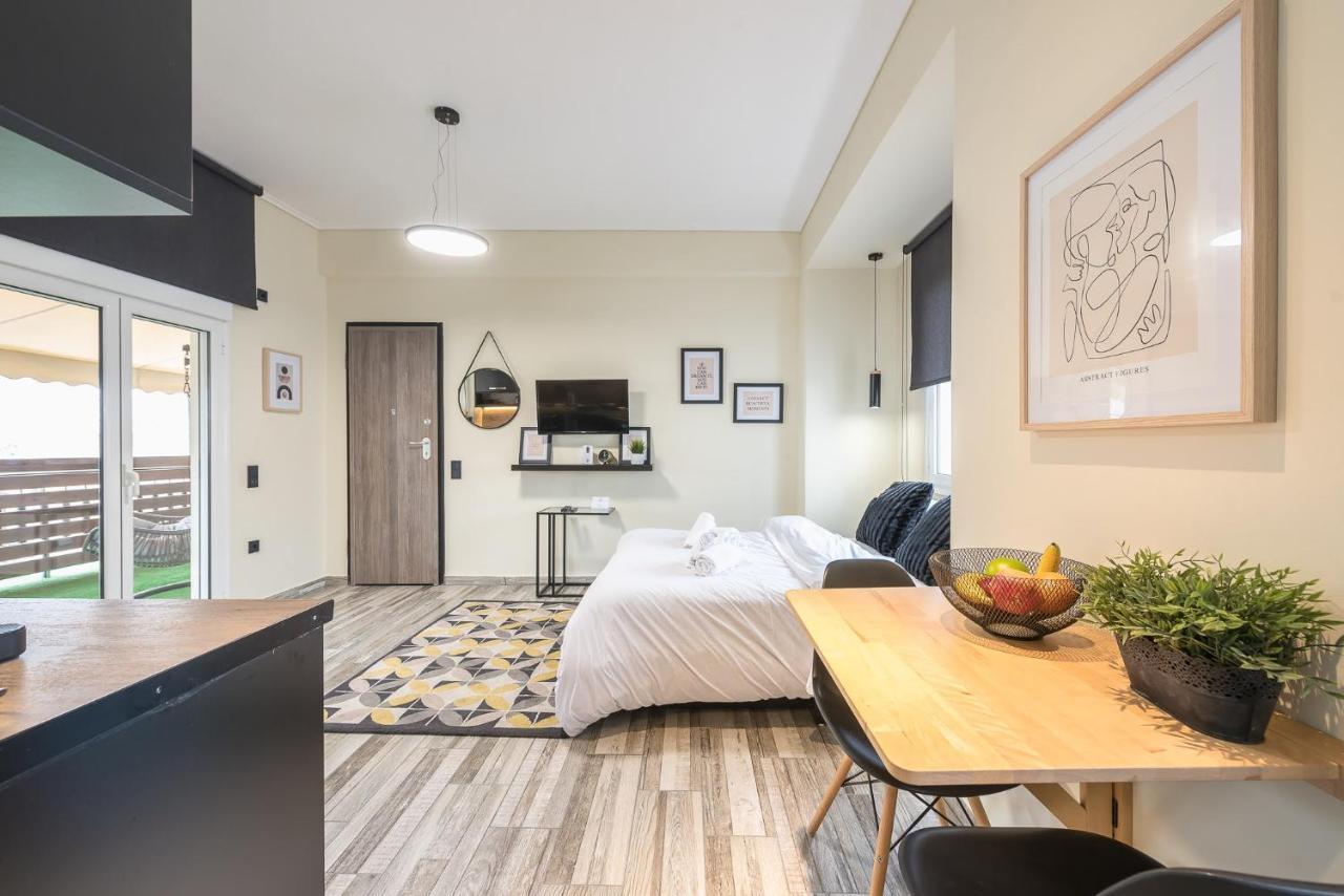 Appartamento Petralona Stylish Penthouse Atene Esterno foto