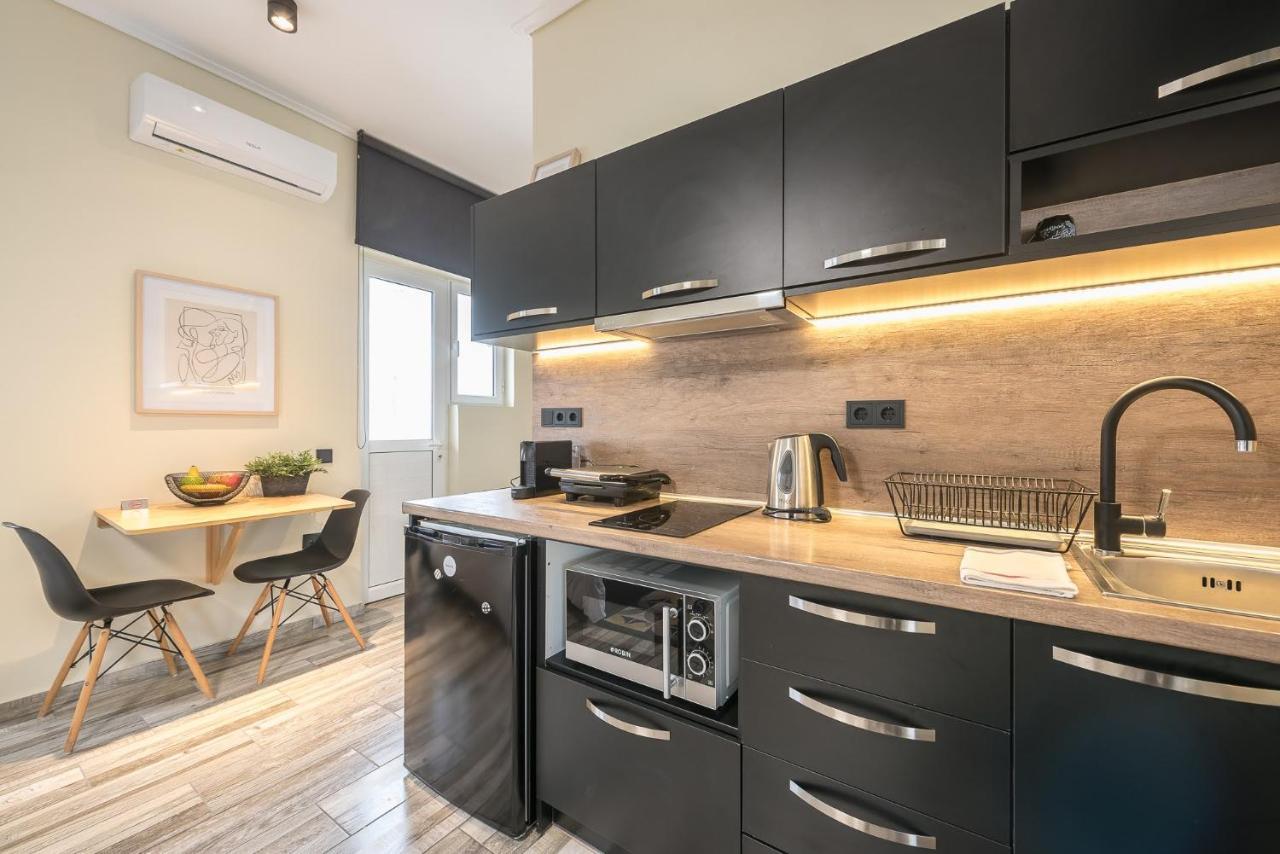 Appartamento Petralona Stylish Penthouse Atene Esterno foto