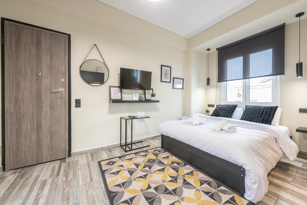 Appartamento Petralona Stylish Penthouse Atene Esterno foto
