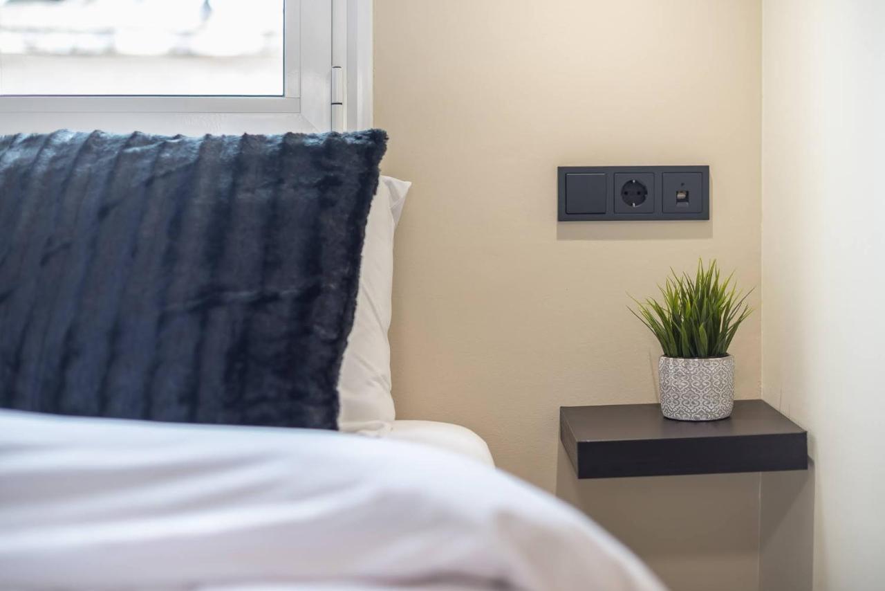 Appartamento Petralona Stylish Penthouse Atene Esterno foto